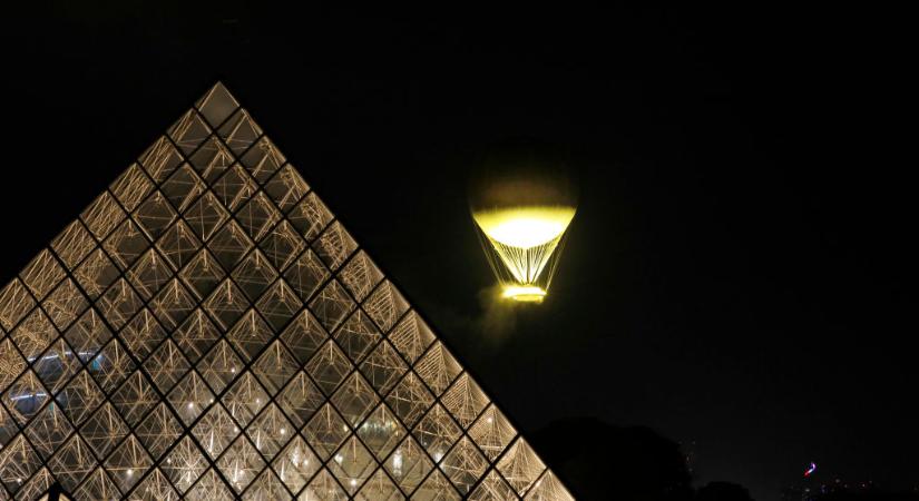 Annyira amatőrök voltak a Louvre betörői, hogy valaki tuti vígjátok csinál belőle