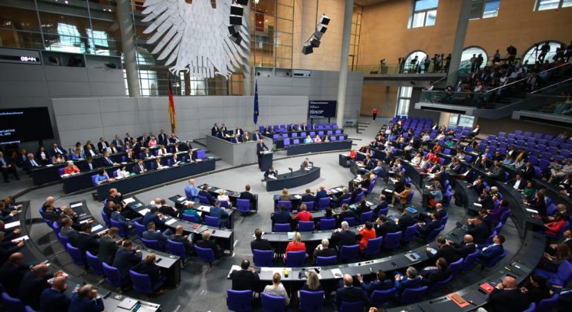 Megvonta a német Bundestag az AfD egy képviselőjének mentelmi jogát