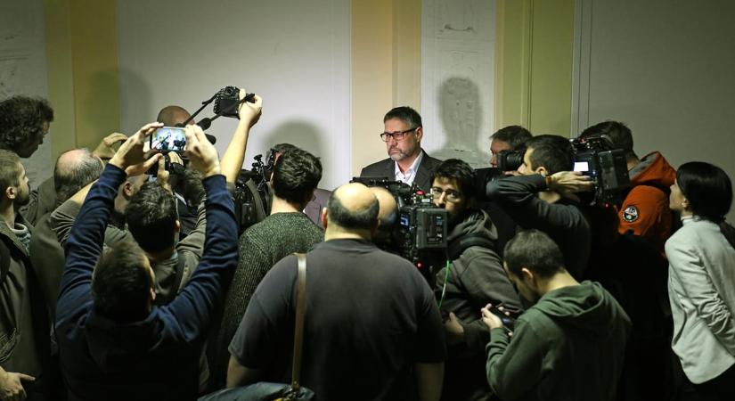 Piros füzetben vezetett pénzosztásról, elégetett dokumentumokról beszélt a Simonka-ügy tanúja