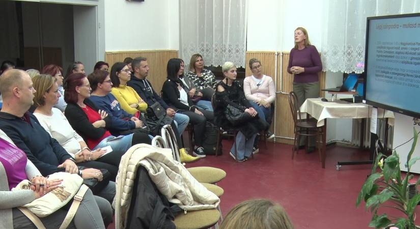 Pályaválasztási szülői értekezlet a jövő útján – iránymutatás a diákoknak és szüleiknek