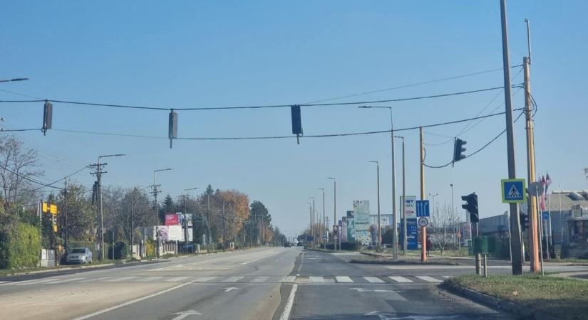 Óvatosan, ha erre jársz! – nem működnek a lámpák két forgalmas fehérvári csomópontban