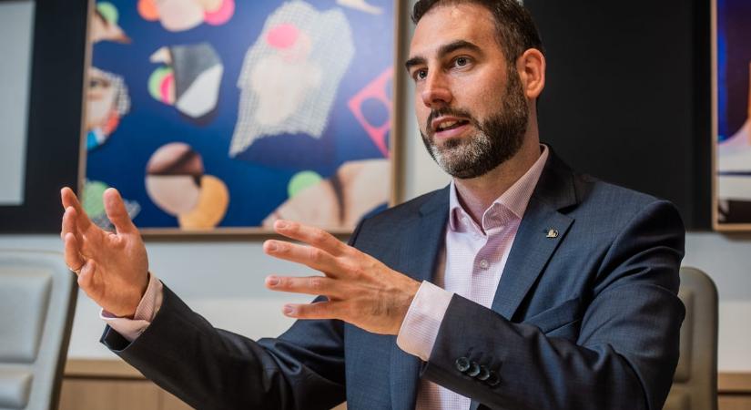 Virovácz Péter: A bóvlipara tartja vissza a kormányt a további osztogatástól