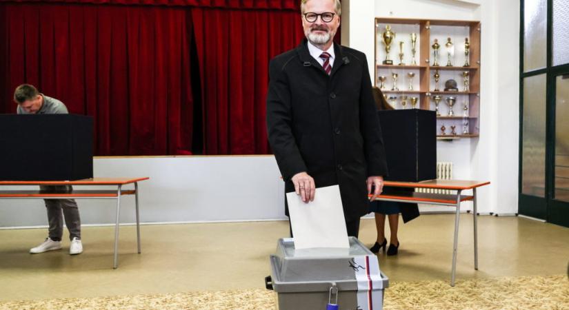 Lemond a Petr Fiala vezette kormány