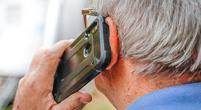 Esztergomi eset tartja lázban a netet, ettől retteg minden nyugdíjas