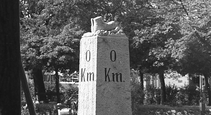 Ilyen volt, ilyen lett – Mutatjuk, hol van a bakonyi 0 kilométerkő és mit jelöl (képgaléria)
