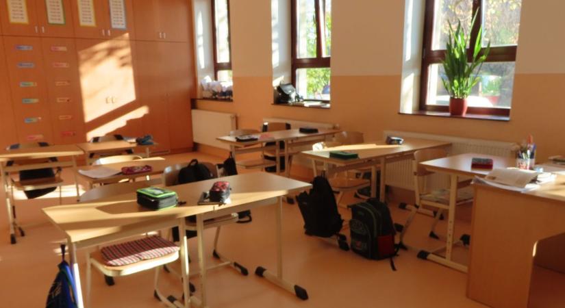 Újabb százmillió forintot költöttek az ótemplomiak az önkormányzati tulajdonú épületre