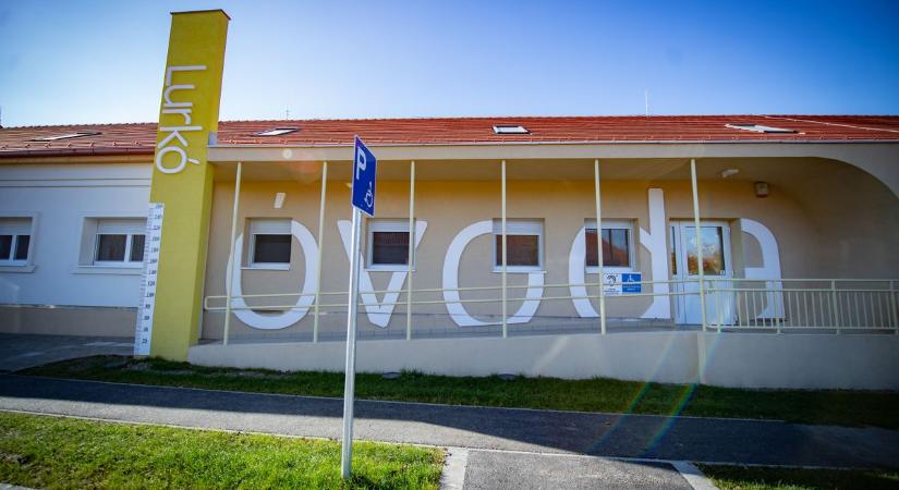 Rengeteg óvoda korszerűsödik a vármegyében, a Hajdúszoboszlói már elkészült – fotókkal