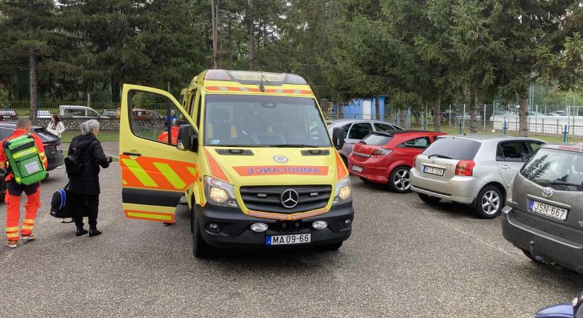 Olyan súlyos sérülés történt, hogy félbe is szakadt a bajnoki