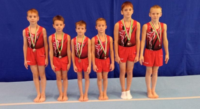 Újabb kiváló bajnoki teljesítmény a dunaújvárosi tornászoktól