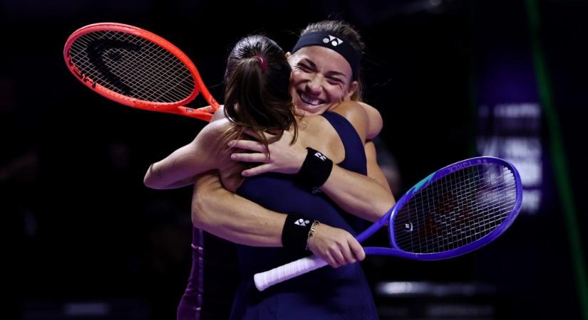 Babos Tímeáék nagyot fordítottak és bejutottak a vb-elődöntőbe