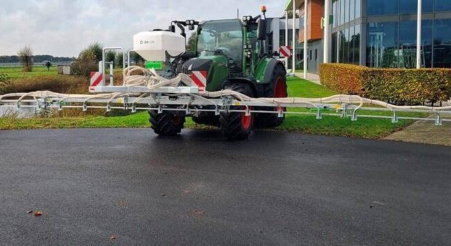 Egy nem szokványos vetőgép, amit kisebb gazdaságoknak érdemes kipróbálniuk