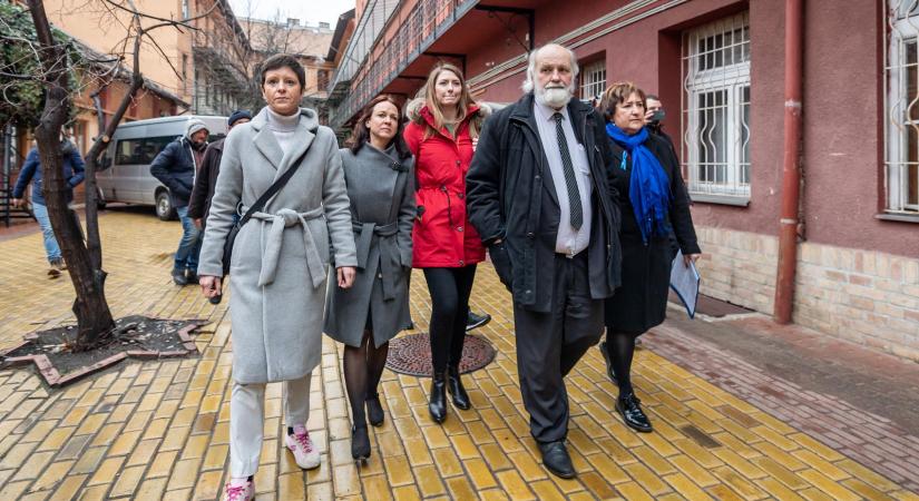 Két év felfüggesztett börtönbüntetést kért Iványi Gáborra a Fővárosi Nyomozó Ügyészség