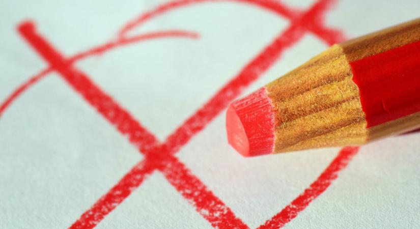 Závecz Tibor: a Tisza vezet, kétpárti, de akár ötpárti parlament is lehet