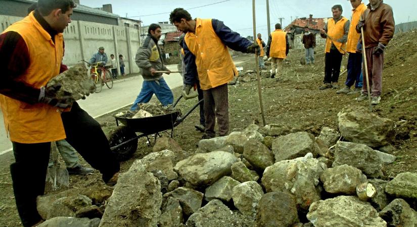 Bírálják az önkormányzatok a községi közmunka büntetésként való alkalmazását