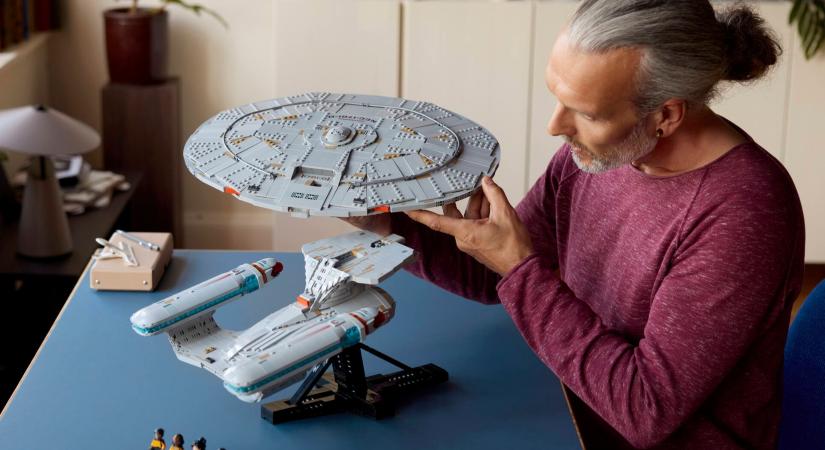 Rövidesen megépíthetjük a Star Trek legendás űrhajóját is LEGO-ból, masszív készletnek örülhetnek a rajongók