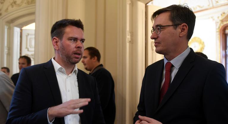 Döntött a Kúria, a főváros vezető politikusai ünnepelnek, megszólalt az Államkincstár is