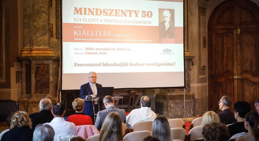 Mindszenty József életét bemutató kiállítás nyílt a Líceumban