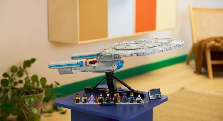 Bemutatkozott az első LEGO Star Trek készlet