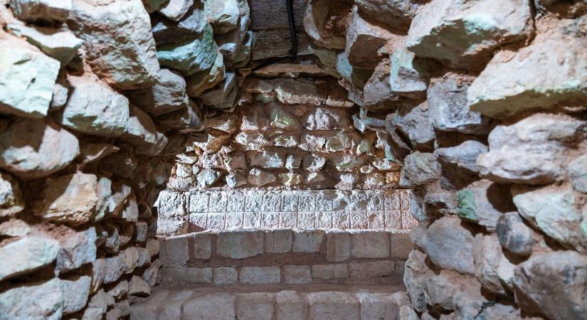 Irtózatos lejárót találtak a maja piramis alá, a maják kipusztulásának szörnyű okra rejtőzött a mélyben