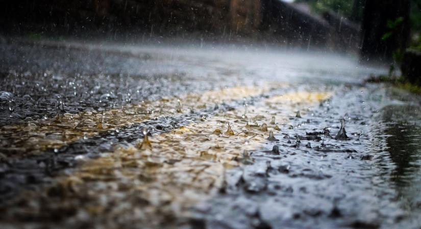 Pénteken még süt a nap, de a hétvégén már esős idő várható