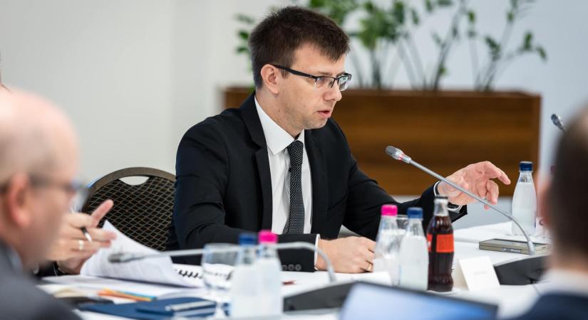 Brüsszel egész Európát bele akarja rángatni az ukrajnai háborúba