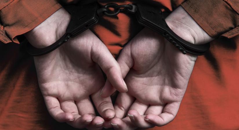 Ukrajnában életfogytiglanra ítéltek egy orosz katonát