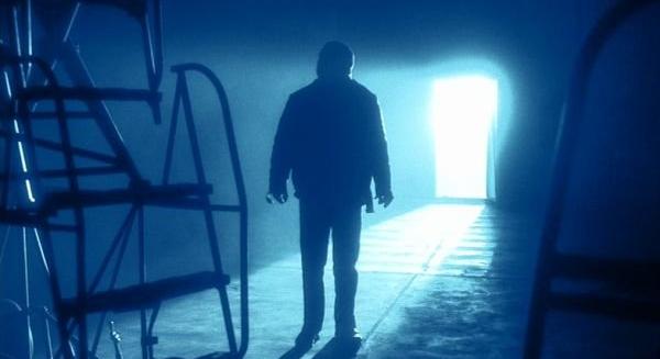 KLÓNOK, BÖRTÖNTÖLTELÉKEK ÉS MARSLAKÓK: ADDIKTÍV KÉPERNYŐK ÉLŐHALOTTJAI Piotr Szulkin: Sci-fi tetralógia (1979-1985)