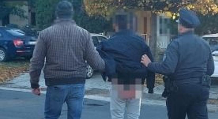 „A lányod bajba került” – minden pénzét elvitte az édesanyának az unokázós csaló