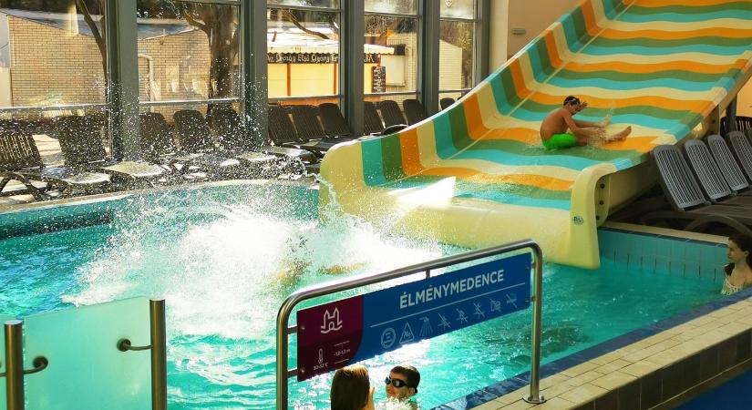 Szombattól újra mehetünk ebbe a jó kis élményfürdőbe