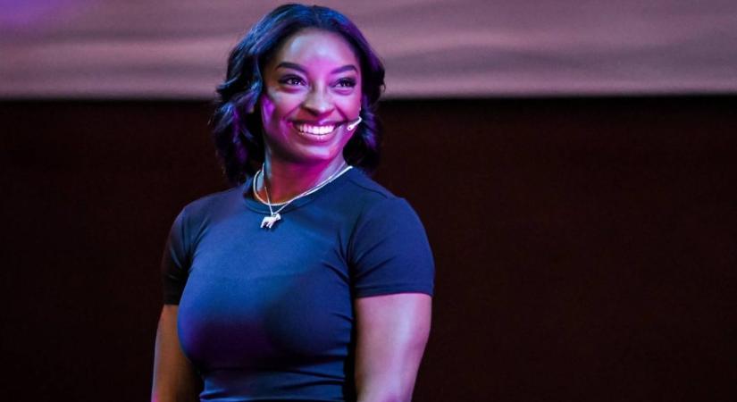 Mellnagyobbító műtéten esett át minden idők legsikeresebb tornásza