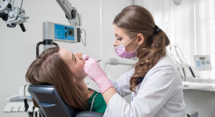 Ezért fizetnek vagyonokat a magyarok a fogorvosoknak: nagyon durva, de a legtöbben ugyanazt a hibát követik el