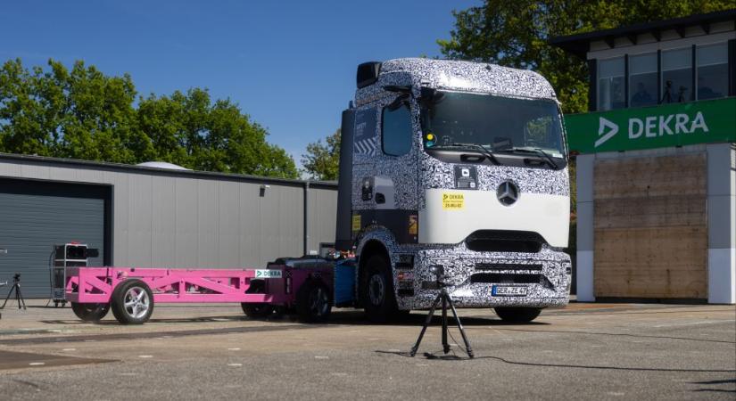 Ez ütős volt, az akku mégis intakt maradt