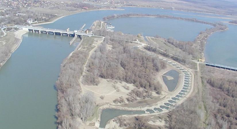 Miért csökkentik a Tisza-tó vízszintjét télen?