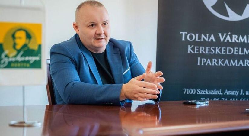 A nemzetgazdasági miniszter elismerő oklevelet adományozott dr. Beréti Zsoltnak