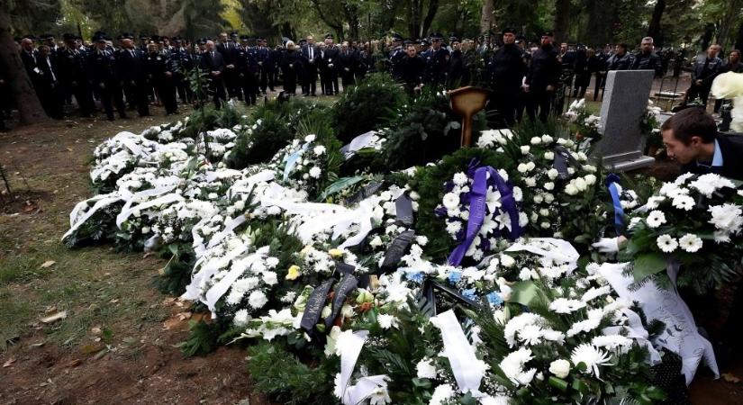 Esztergomi robbantás: egy budai garázst sem lehet venni abból a pénzből, amit a TEK kártérítésként fizetett az elhunyt rendőr családjának