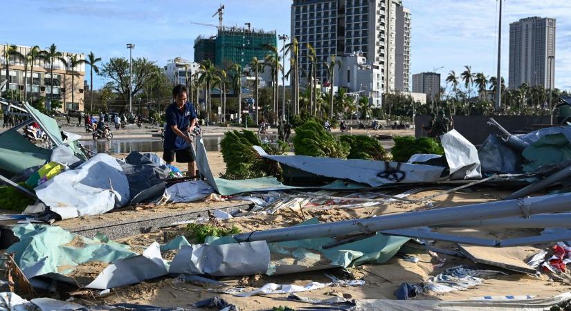 Halálos áldozatok, összedőlt házak – borzalmas pusztítást végzett a Kalmaegi tájfun