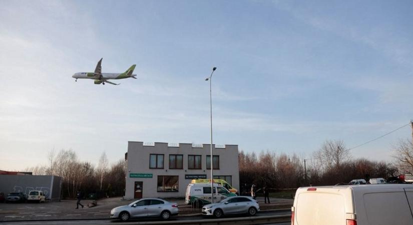 Rendszeres légtérzárakkal küzdenek a litvánok: különös eszközök zavarják a légi közlekedést