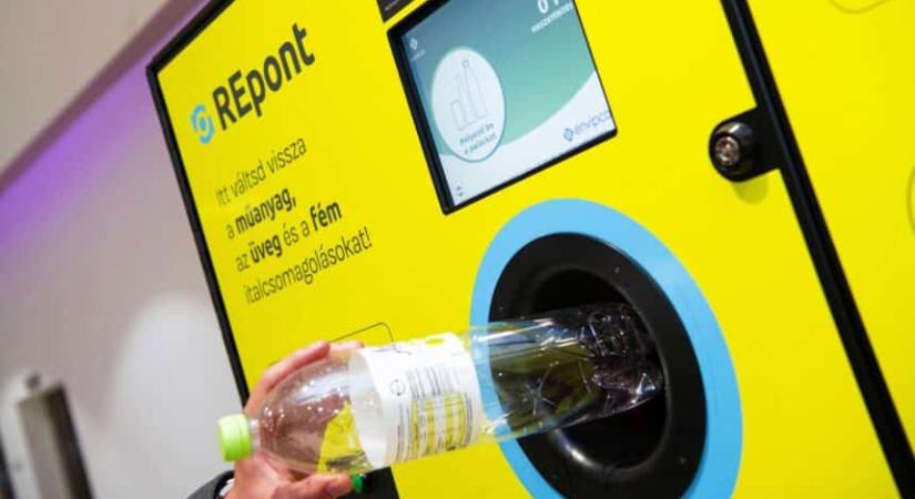 Sürgős figyelmeztetést adott ki a MOHU: Ez téged is érint, ha pénteken palackot váltasz vissza