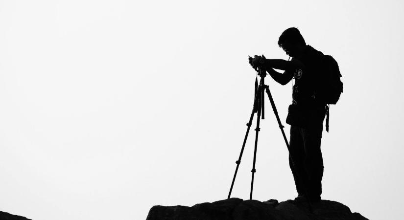 Így szelte át a Wizzair gépe az óriásholdat