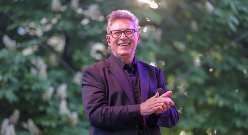 Baján kezdődött a közös útjuk, több mint 40 éve mondta ki a boldogító igent a Dupla KáVé énekese