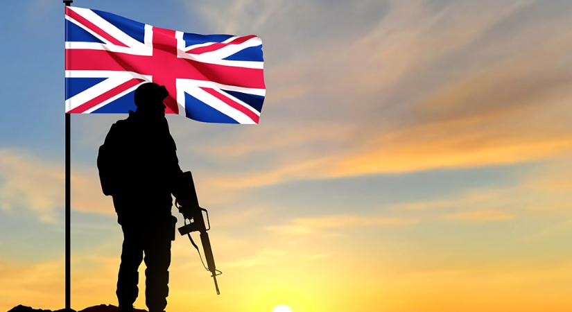 Brit vezetéssel védenék meg az északi tengereket az oroszoktól