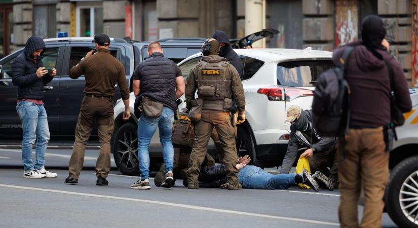 Kommandós rajtaütés: elfogták a csurgói Escobart és élettársát