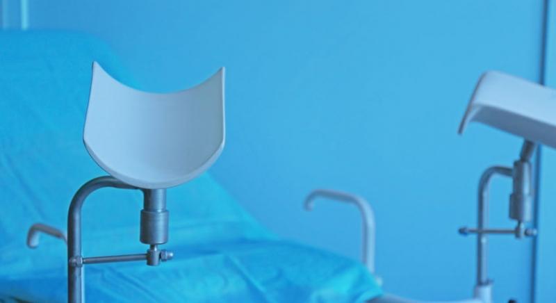 Inkább kerülik a tinédzserek a nőgyógyászokat