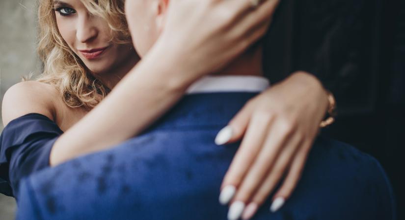 7 naponta kell egy randi, 7 hetente egy ottalvós kiruccanás? A 222, 555, 666 és 777 párkapcsolati szabályok