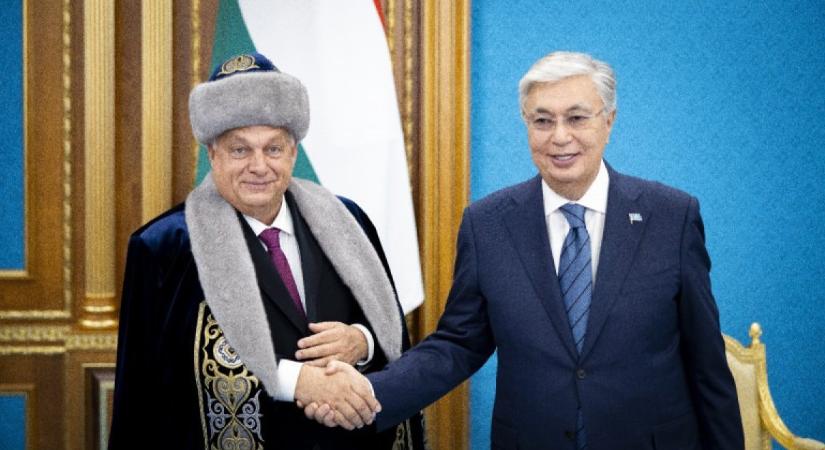 Nyomulnak a kipcsakok Trumpnál, Orbán Viktor előtt az üzbég elnök már jó üzletet kötött