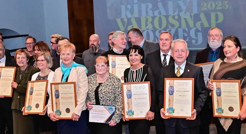 Zenekar, pedagógus házaspár, ismert művészettörténész is a díjazottak között – Királyi Városnapját ünnepelte Kőszeg
