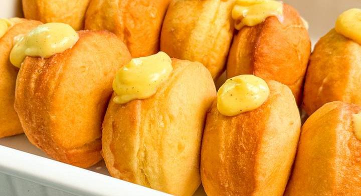 Házi vaníliapudinggal töltött fánk: a foszlós tészta is mennyei