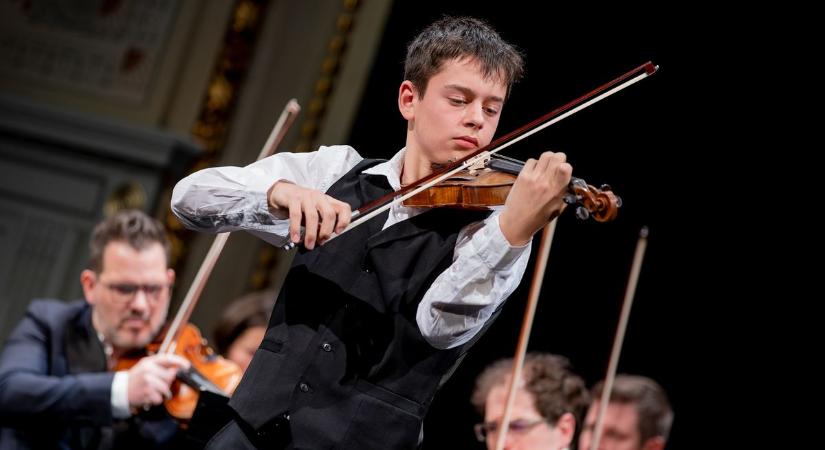 A Virtuózok pozsonyi felfedezettje, Gertler Teo muzsikál a 150 éves Zeneakadémia jubileumi hangversenyén
