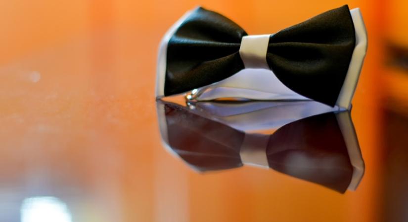 Megtalálod a csokornyakkendőt a képen? 100 emberből 85 azonnal feladja, csak a valódi lángelmék jutnak el a megoldásig