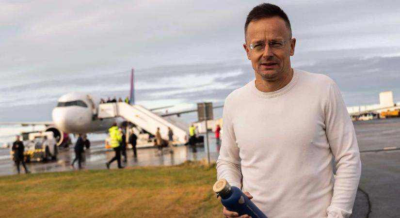 Szijjártó Péter: nem Magyarország szigetelődött el, hanem az Európai Unió (videó)